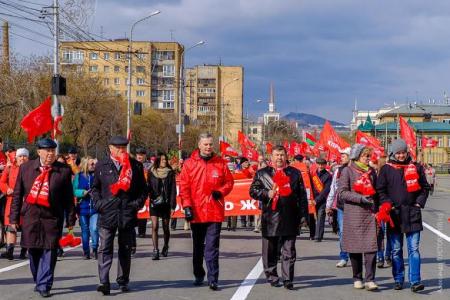 Красный Первомай в Красноярске