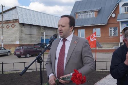 Пензенская область. Владимир Симагин принял участие в торжественном открытии памятника воинам-землякам в поселке Чаадаевка