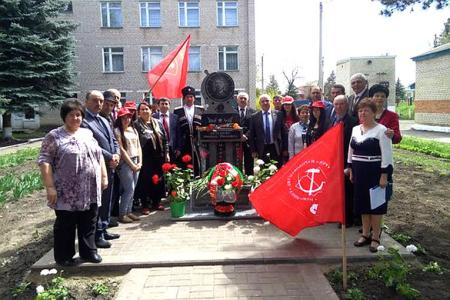 Республика Якутия. Депутаты-коммунисты посетили поселок Тикси Булунского района