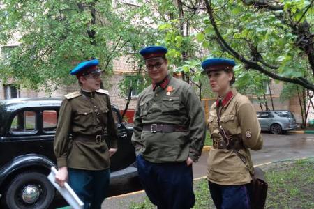 Жулики и воры! Пять минут на сборы! Рейд московских коммунистов в день праймериз «Единой России»