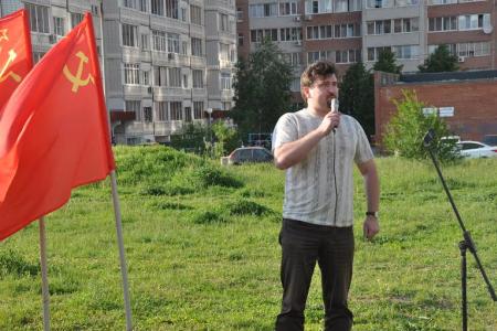 Самарская область. Тольяттинцы вышли на митинг за строительство школы