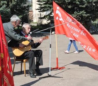 Псковская область. Первомай в Локне