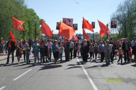 Великолукское городское отделение КПРФ отметило День Победы под Красным Знаменем