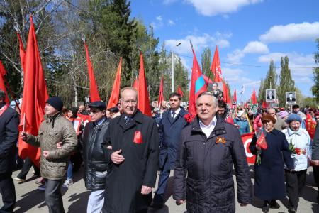 День, когда мы ощущаем себя единым народом. Омские коммунисты встретили праздник Великой Победы