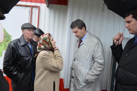 Депутат-коммунист Олег Лебедев активно проводит встречи с избирателями