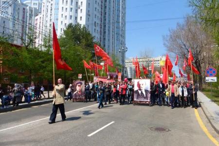 Хабаровск. День Победы под красными знаменами