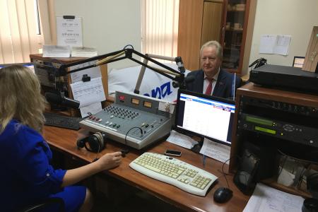 Депутат Сергей Обухов: Результат депутатской работы - девять принятых законов и более 120 законопроектов. Из выступления на Радио Дача