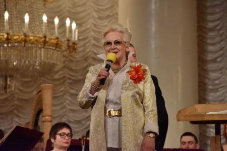 "Слава советской эпохи". Лидер КПРФ выступил на гала-концерте советской песни в Москве