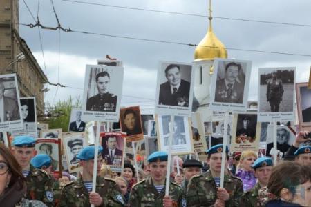В колоннах «Бессмертного полка» в Новосибирске прошли 250 тысяч человек 