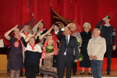 «Всегда готов!». Брянские коммунисты провели сбор бывших пионервожатых