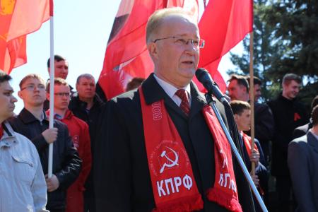 В Омске прошли праздничная демонстрация и митинг, посвященные Международному дню солидарности трудящихся