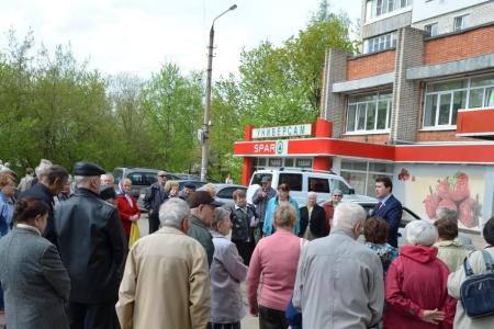 Олег Лебедев продолжает проводить массовые встречи с жителями Тульской области