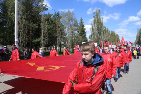 День, когда мы ощущаем себя единым народом. Омские коммунисты встретили праздник Великой Победы