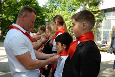 Севастопольская пионерская организация пополнилась новыми ребятами
