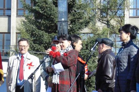 Алтайский край. Барнаульские коммунисты провели первомайскую демонстрацию и митинг