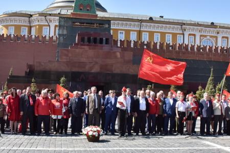 Г.А. Зюганов: «В добрый путь, мои юные друзья!»