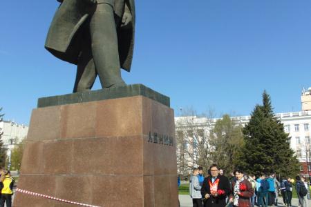 Победа будет за нами! Маевка барнаульских коммунистов