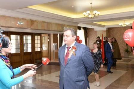 Ко Дню Победы новосибирские коммунисты провели торжественное собрание и концерт