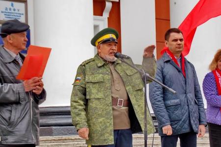 Приморский край. Коммунисты города Артёма встретили Красный Первомай шествием и митингами