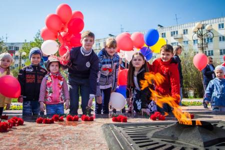 Калуга. Первомай шагает по планете
