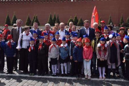 Г.А. Зюганов: «В добрый путь, мои юные друзья!»