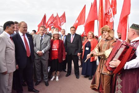 Дружба и братство народов — залог возрождения России