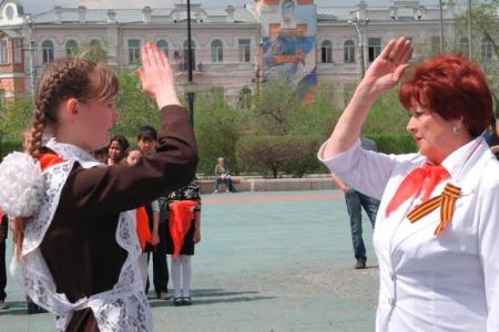 Забайкальский край. В Чите прошел массовый прием в пионеры