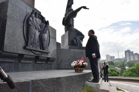 Дружба и братство народов — залог возрождения России
