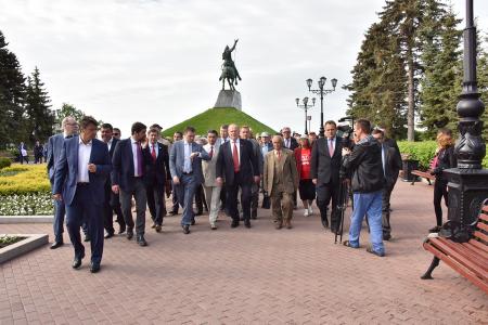 Дружба и братство народов — залог возрождения России