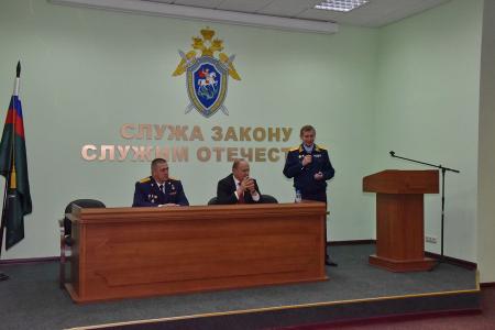«Страна не может существовать без патриотически настроенных, грамотных солдат и офицеров, без мощных силовых ведомств». Г.А. Зюганов выступил в Академии Следственного Комитета РФ