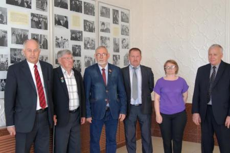Курганская область. Депутаты-коммунисты побывали в гостях у участника взятия Берлина
