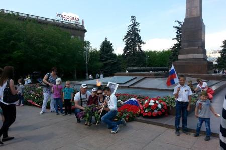 Волгоградская область. Депутат-коммунист Е.И. Шаманаев принял участие в праздновании 71-й годовщины Победы в Великой Отечественной войне