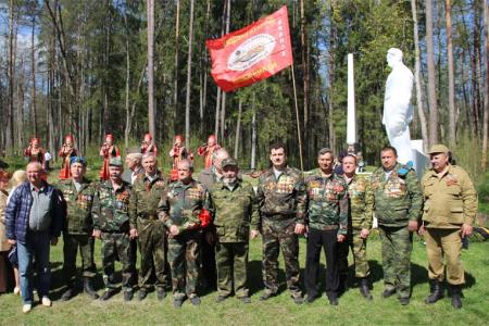 Брянские коммунисты приняли участие в традиционном митинге на стоянке Виноградова