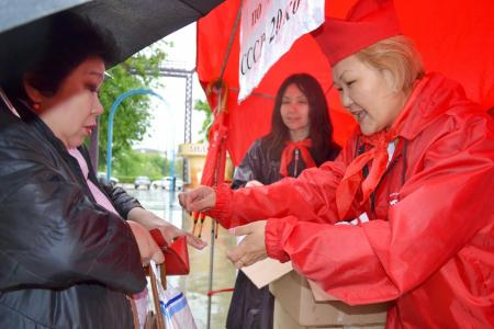 День пионерии отметили коммунисты Элисты