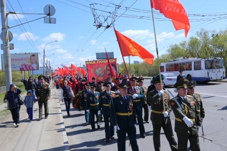 День, когда мы ощущаем себя единым народом. Омские коммунисты встретили праздник Великой Победы