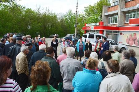 Олег Лебедев продолжает проводить массовые встречи с жителями Тульской области