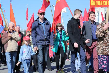 В Омске прошли праздничная демонстрация и митинг, посвященные Международному дню солидарности трудящихся