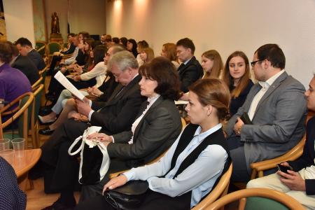 Коммунисты в Госдуме провели круглый стол о проблемах и перспективах подготовки кадров в сфере туризма