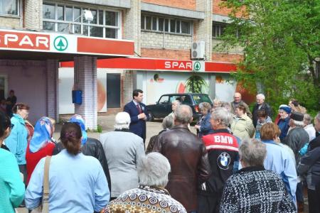 Олег Лебедев продолжает проводить массовые встречи с жителями Тульской области