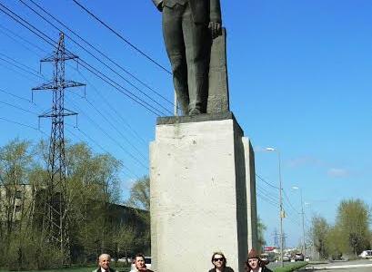 Курган. В канун Первомая коммунисты провели ряд акций