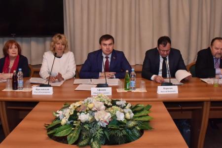 Коммунисты в Госдуме провели круглый стол о проблемах и перспективах подготовки кадров в сфере туризма