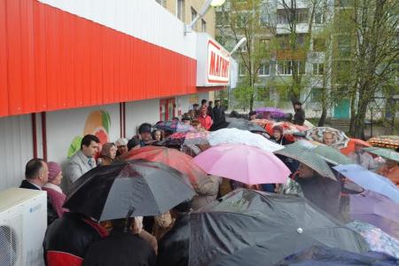 Депутат-коммунист Олег Лебедев активно проводит встречи с избирателями