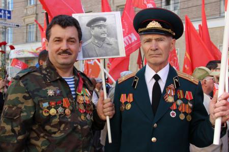 Брянщина краснознамённая. От Первомая до Дня Победы