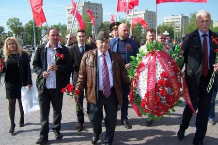 Республика Татарстан. Партийный актив Казани встретил 71-ю годовщину Победы советского народа в Великой Отечественной войне