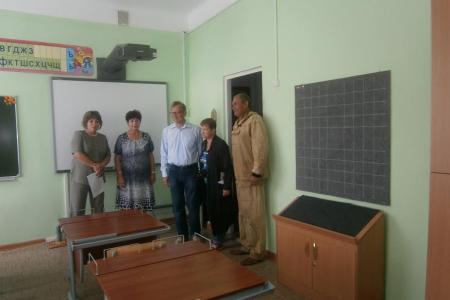 Забайкальский край. Депутат-коммунист В.Г. Поздняков помог организовать и провести операцию в Москве мальчику-инвалиду из Читы