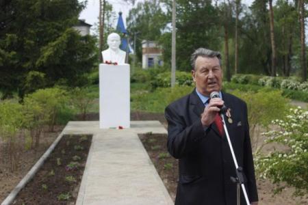 В посёлке Пречистое Ярославской области торжественно был открыт памятник В.И. Ленину
