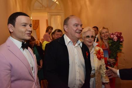 "Слава советской эпохи". Лидер КПРФ выступил на гала-концерте советской песни в Москве