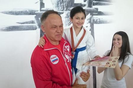 Ставропольский край. Виктор Гончаров: Коммунисты и дальше будут поддерживать детский спорт!