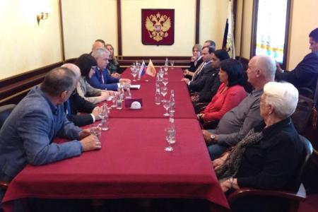 К.К. Тайсаев встретил в столичном аэропорту героев-кубинцев