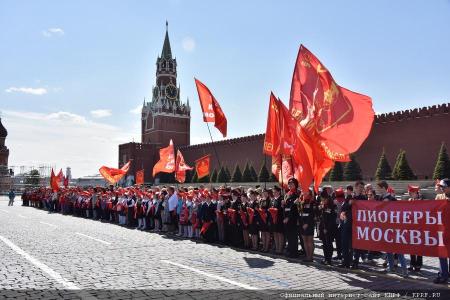 Пионер – первый шаг к взрослости. Репортаж KPRF.TV